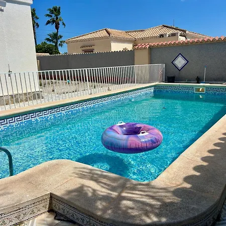 Holiday home With Pool, Chill-out & Bbq