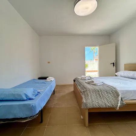 With Pool, Chill-out & Bbq Дом отдыха Торевьиа