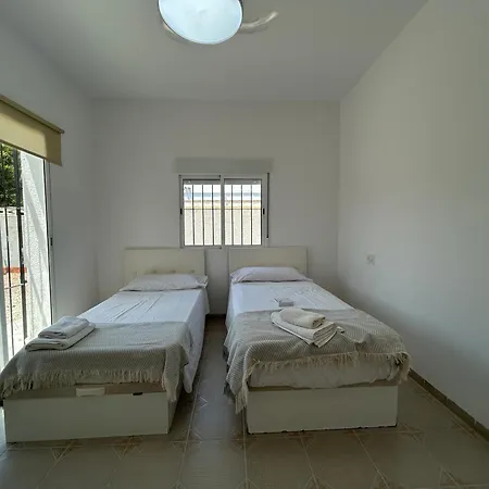 Holiday home With Pool, Chill-out & Bbq