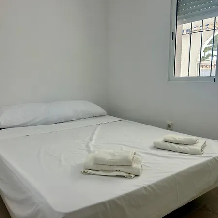 Дом отдыха With Pool, Chill-out & Bbq *