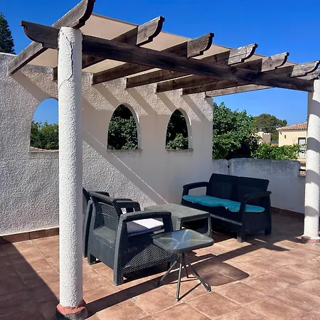 With Pool, Chill-out & Bbq Feriehus Torrevieja