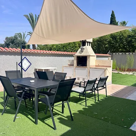 Feriehus With Pool, Chill-out & Bbq Torrevieja