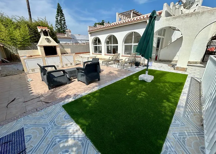With Pool, Chill-out & Bbq Holiday home Torrevieja