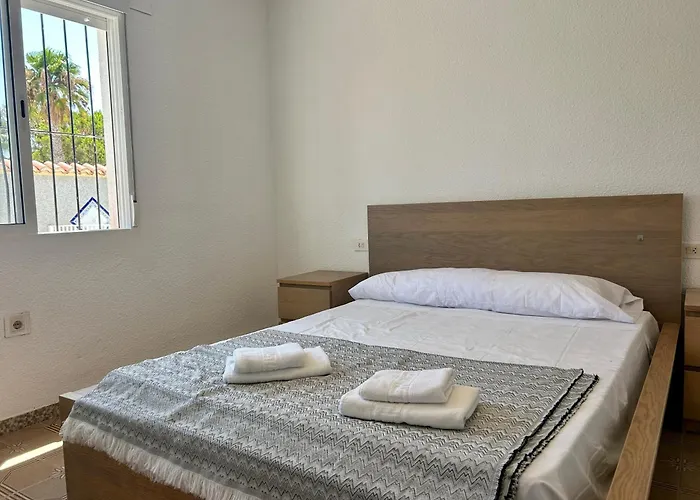 Holiday home With Pool, Chill-out & Bbq *