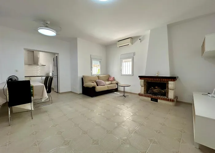 Holiday home With Pool, Chill-out & Bbq Torrevieja