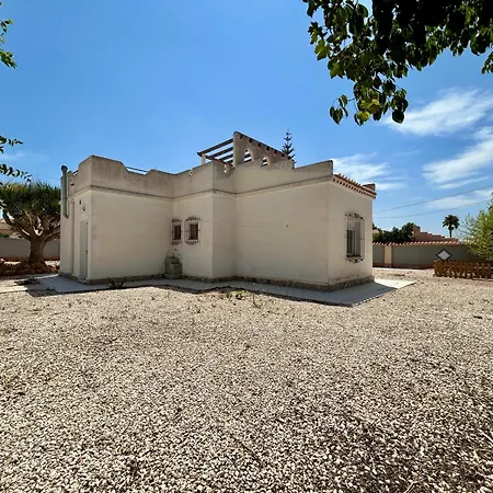 With Pool, Chill-out & Bbq Nyaraló