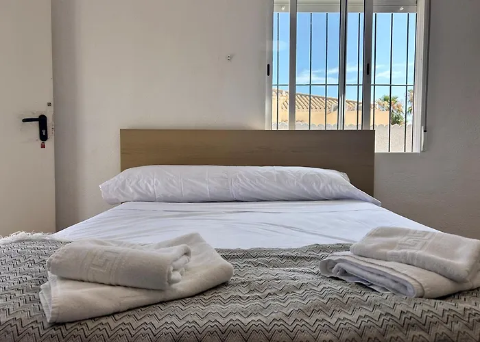 Nyaraló With Pool, Chill-out & Bbq