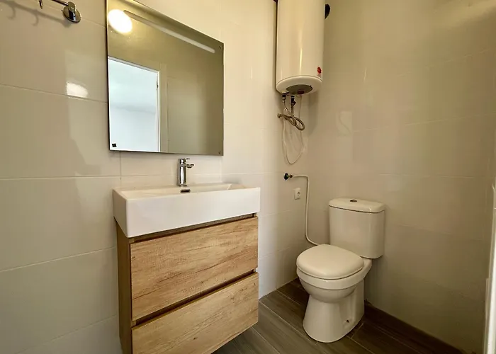 Nyaraló With Pool, Chill-out & Bbq *