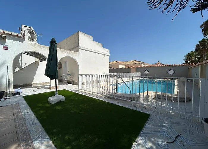 With Pool, Chill-out & Bbq Nyaraló Torrevieja